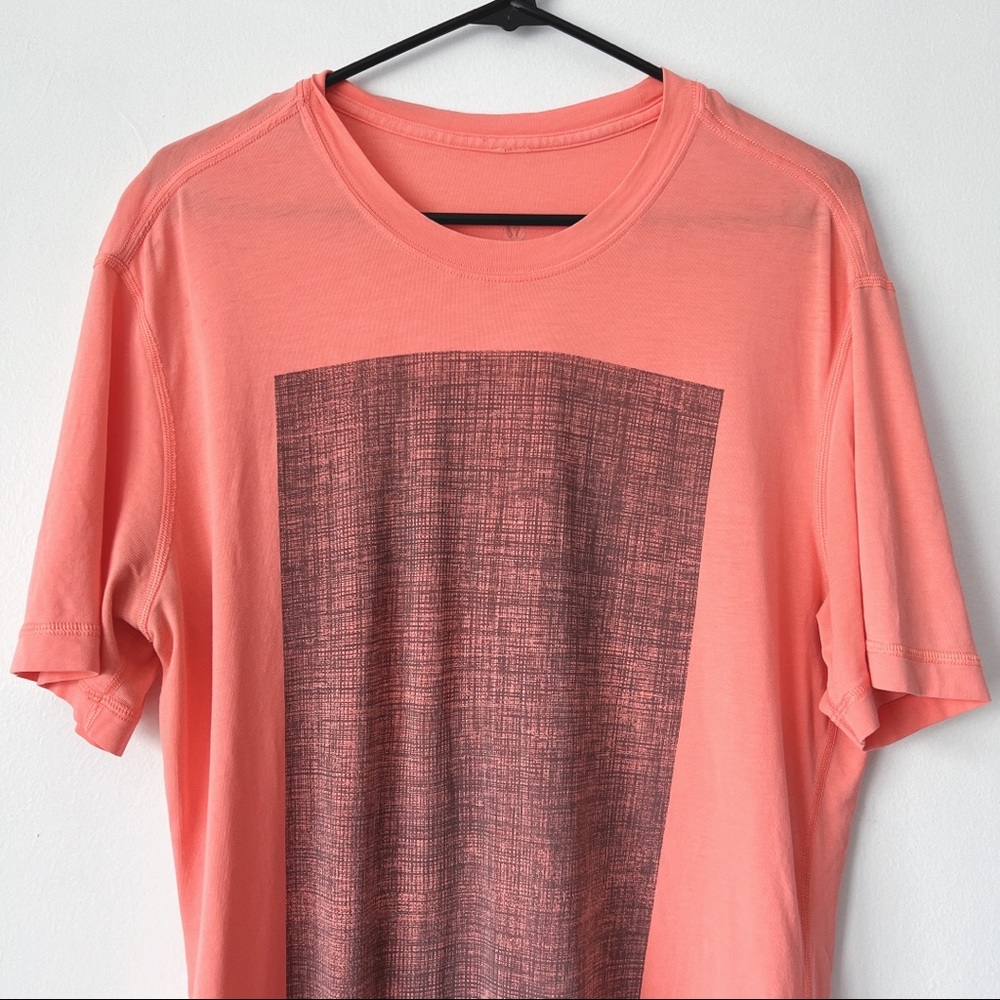Men’s Lululemon Graphic T-shirt